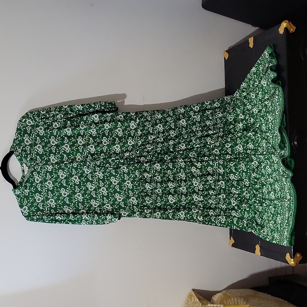 Green Floral Maxi Dress with White Print